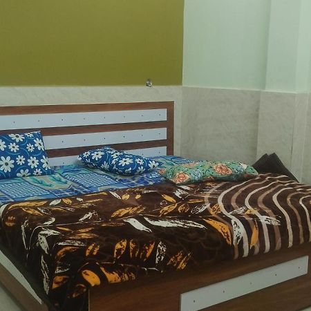 Shree Hari Guest House Ayodhya Buitenkant foto