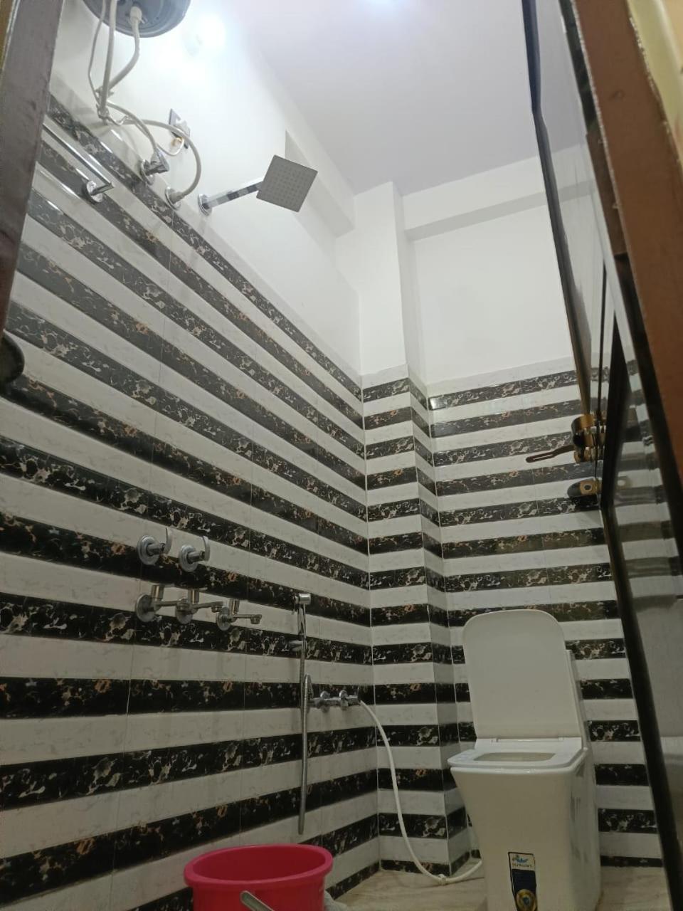 Shree Hari Guest House Ayodhya Buitenkant foto